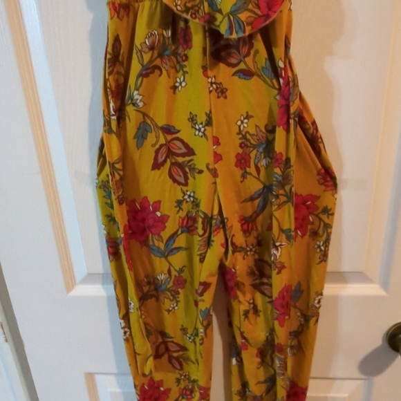 🏝️French Atmosphere Floral Jumpsuit Sleeveless W/Ruffle Ties At Waist Small NWT - Picture 10 of 13